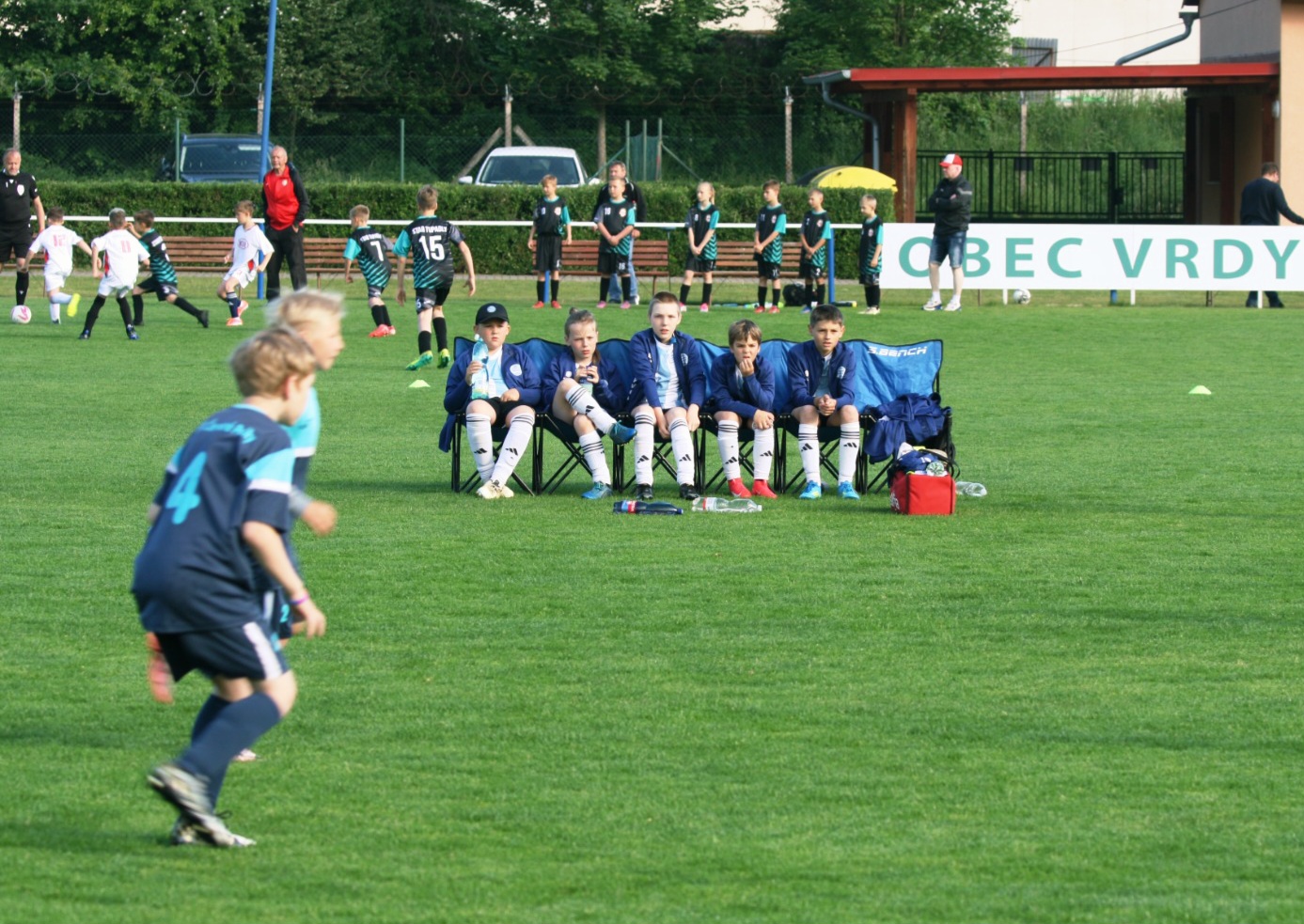 Vzpoura papírově slabších - foto 17